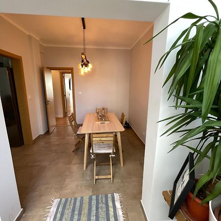 Quarto De Casal Close To Lisbon Flat Equipado Almada Extérieur photo