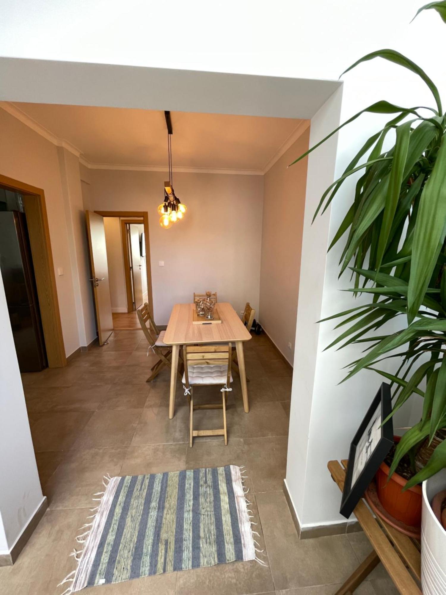 Quarto De Casal Close To Lisbon Flat Equipado Almada Extérieur photo