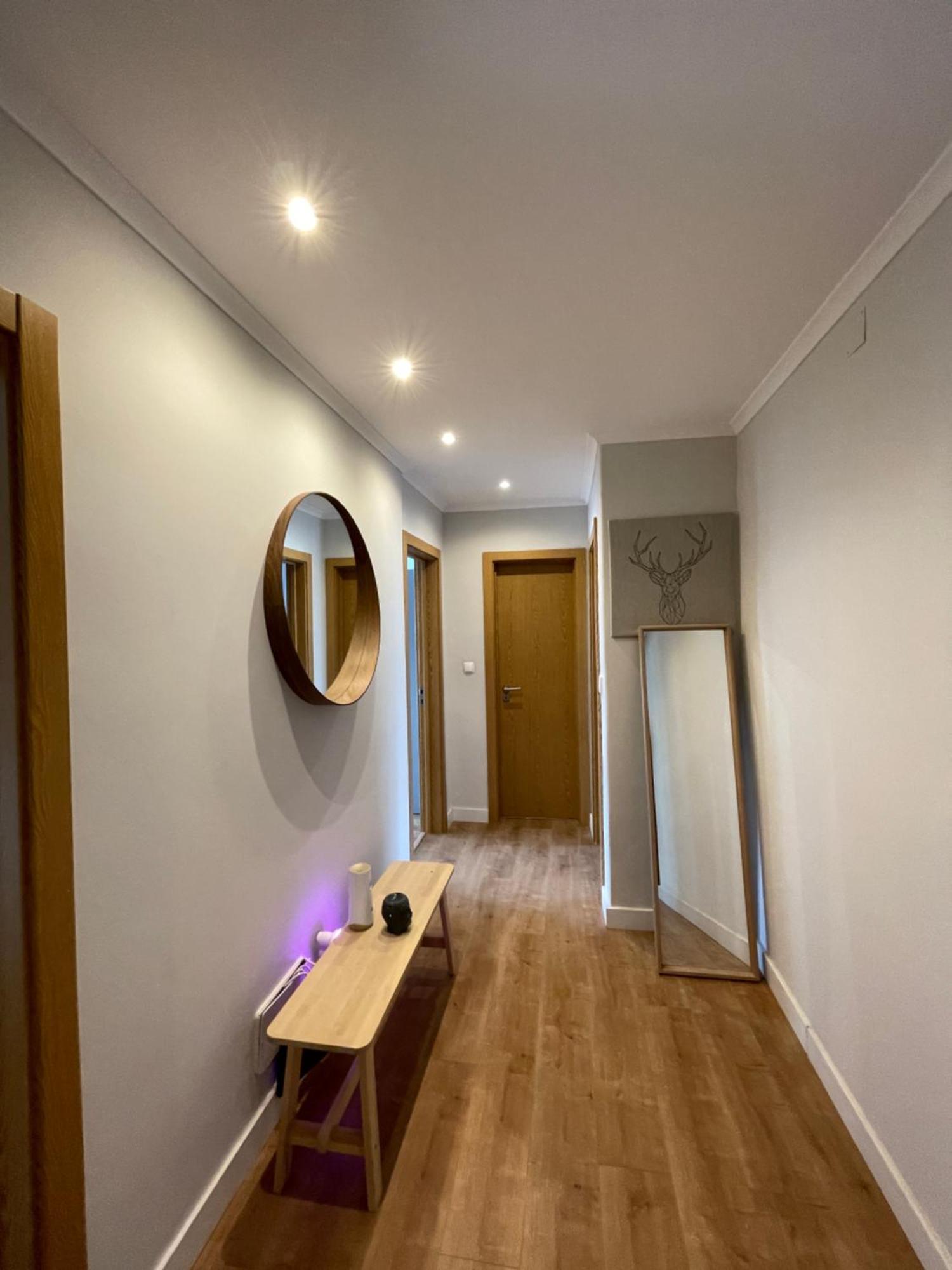 Quarto De Casal Close To Lisbon Flat Equipado Almada Extérieur photo